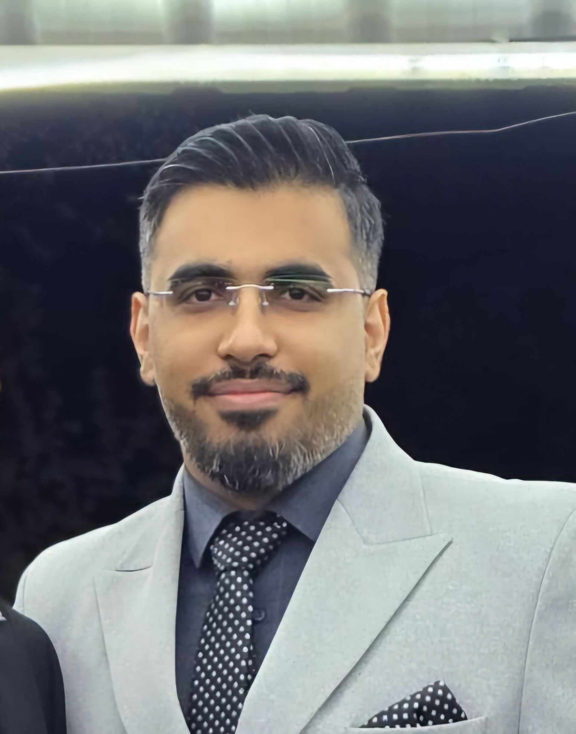 دکتر حسین بهمن زاده